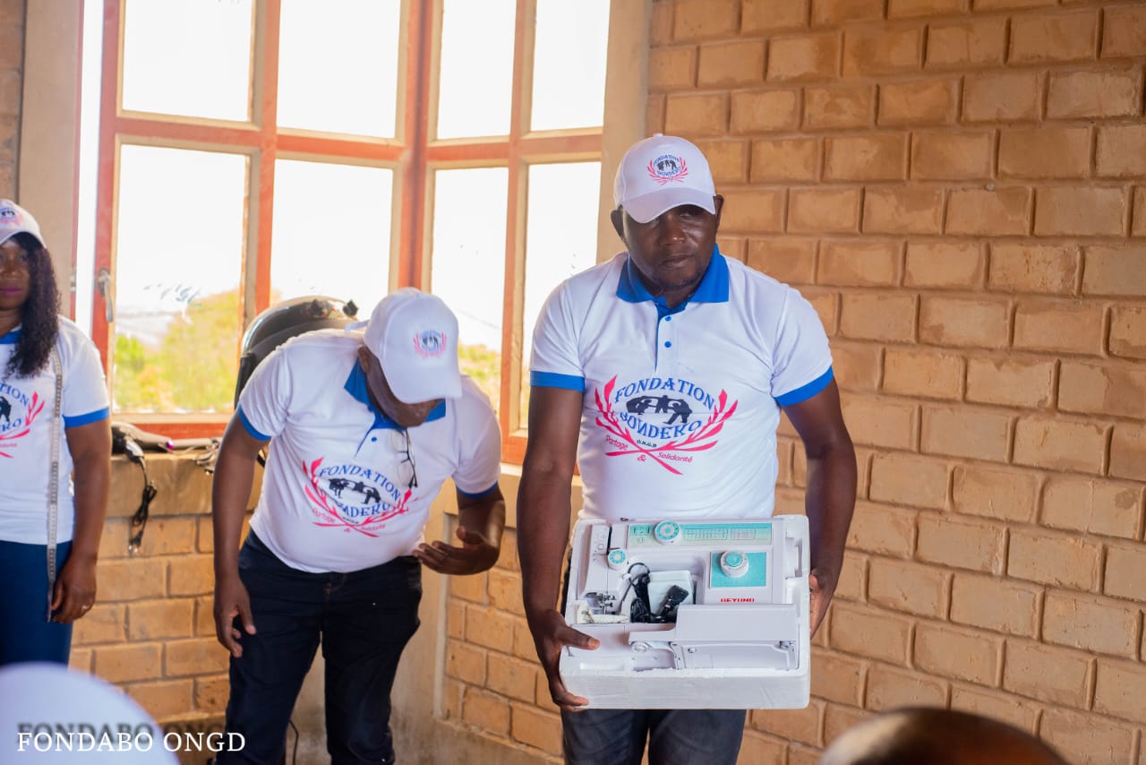 Distribution de kits professionnels